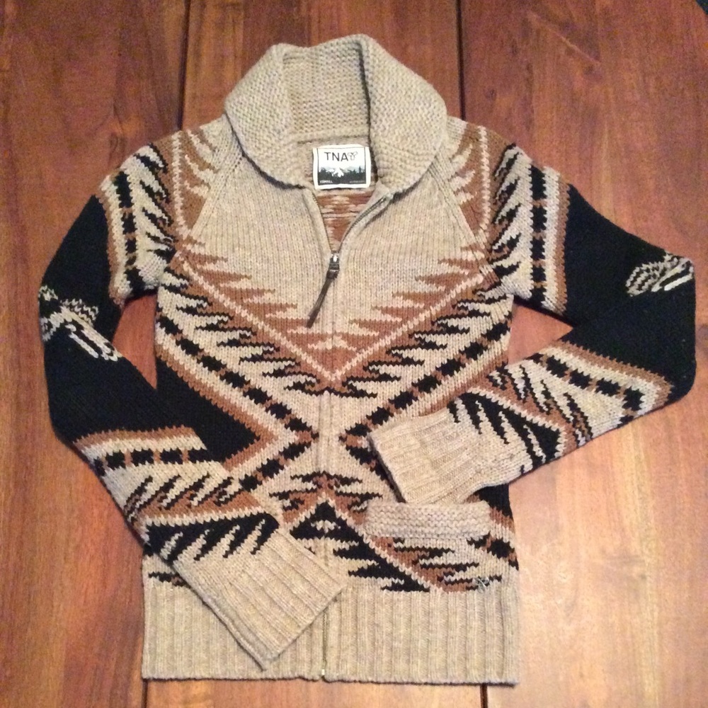 Après all day in this TNA wool sweater